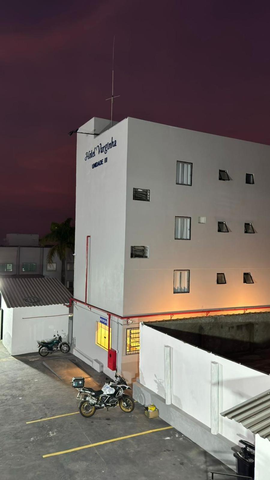 Hotel Varginha III エクステリア 写真
